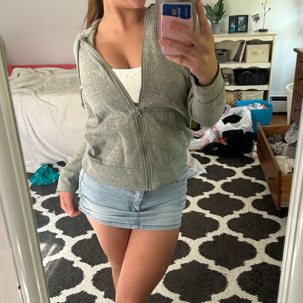 Greyish/Green zip up
